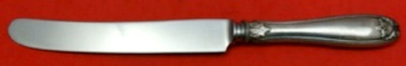 Tiffany & Co Colonial Sterling Silver Knife 9 3/8" Flatware: Tiffany & Co Colonial Sterling Silver Knife 9 3/8" Flatware Experience the elegance of the Colonial pattern by Tiffany & Co. This exquisite sterling silver knife features a hollow handle and a durable