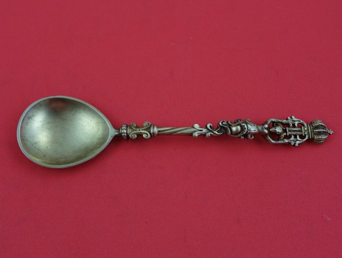 Norwegian Sterling Silver Sugar Spoon Vermeil 3D Crowned Lion Design: Norwegian Sterling Silver Sugar Spoon Vermeil 3D Crowned Lion Design This exquisite Norwegian sterling silver sugar spoon features a heavy cast construction with a stunning vermeil finish, indicating