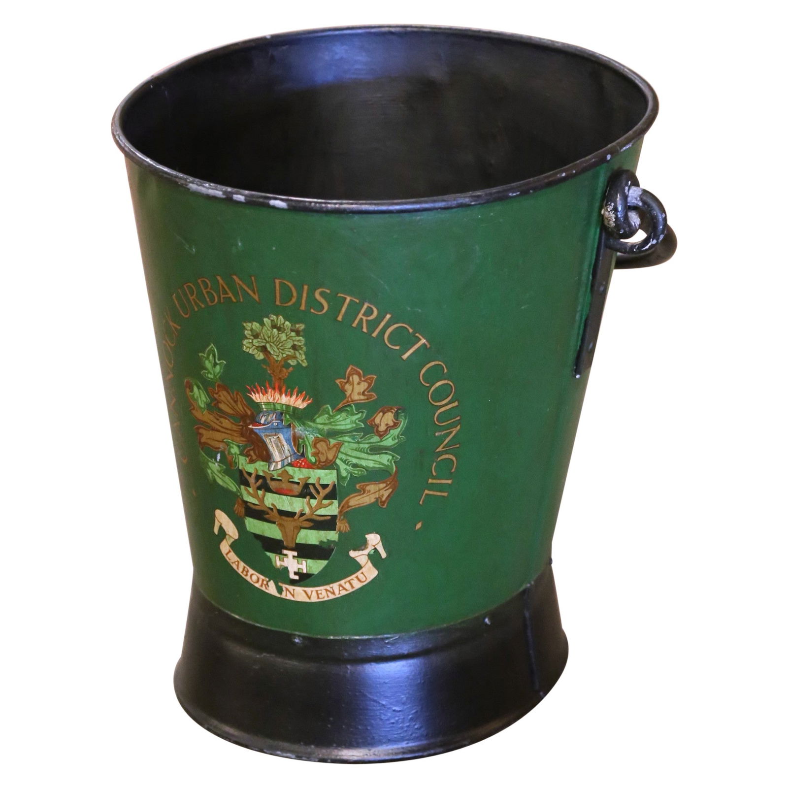 Antique Hand-Painted English Iron Fire Coal Bucket with Cannock Crest: Antique Hand-Painted English Iron Fire Coal Bucket with Cannock Crest Discover a stunning Early 20th Century English hand-painted iron fire or coal bucket, circa 1930. This vibrant green bucket showca