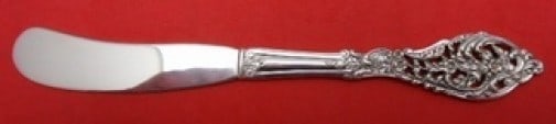 Dominick & Haff Trianon Pierced Sterling Silver Butter Spreader 6.5 Inch: Dominick & Haff Trianon Pierced Sterling Silver Butter Spreader 6.5 Inch This elegant butter spreader features the Trianon Pierced pattern by Dominick & Haff, crafted from high-quality sterling silver