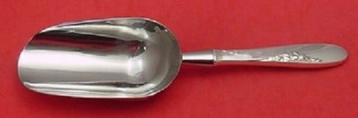 Easterling Rose Spray Sterling Silver Ice Scoop 9.5 Inch Custom: Easterling Rose Spray Sterling Silver Ice Scoop 9.5 Inch Custom This exquisite Rose Spray ice scoop is crafted by Easterling, showcasing a beautiful floral pattern that enhances its elegance. Made fro
