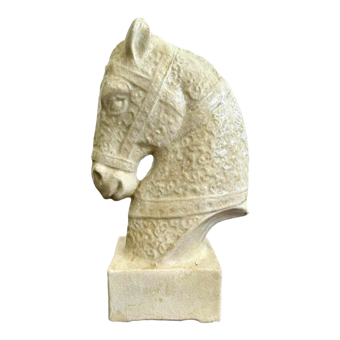 Elegant Vintage Ceramic Horse Bust White Glossy Finish 16.25": Elegant Vintage Ceramic Horse Bust White Glossy Finish 16.25" This stunning vintage boho ceramic bust of a horse embodies quiet grace, featuring a gently bowed chin that suggests humility or rest. The