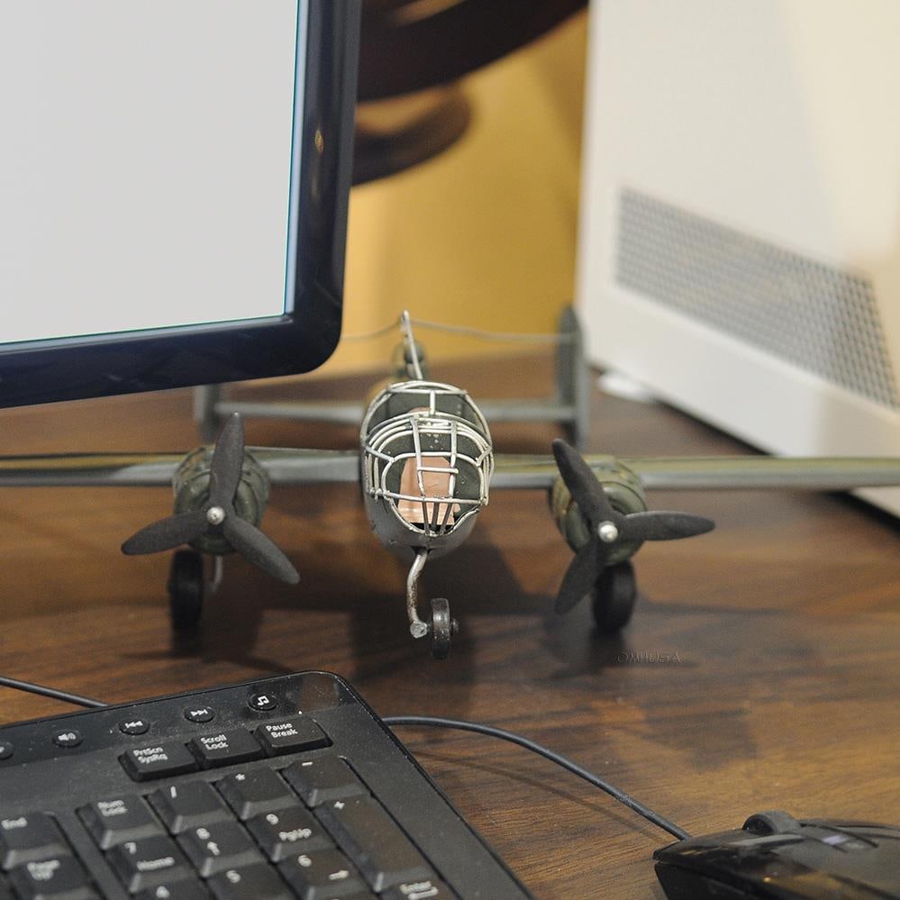 Hand-Crafted WWII B-25 Mitchell Bomber Model Americana Style 16.5" (1 of 9)