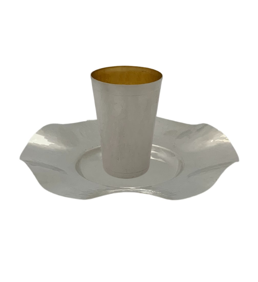 Handmade 925 Sterling Silver Wave Cup and Tray Set: Handmade 925 Sterling Silver Wave Cup and Tray Set This exquisite set features a handmade modern cup and tray crafted from fine 925 sterling silver. The cup and tray showcase stunning wave designs