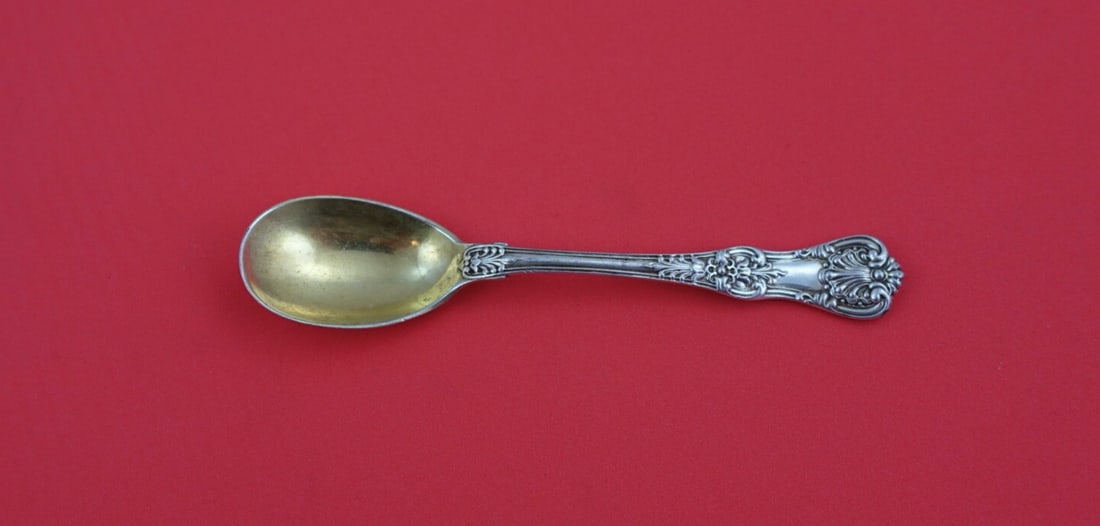 Tiffany & Co English King Sterling Silver Egg Spoon Gold Wash 4 1/2": Tiffany & Co English King Sterling Silver Egg Spoon Gold Wash 4 1/2" This exquisite egg spoon from Tiffany & Co. features the classic English King pattern, crafted from high-quality sterling silver wi