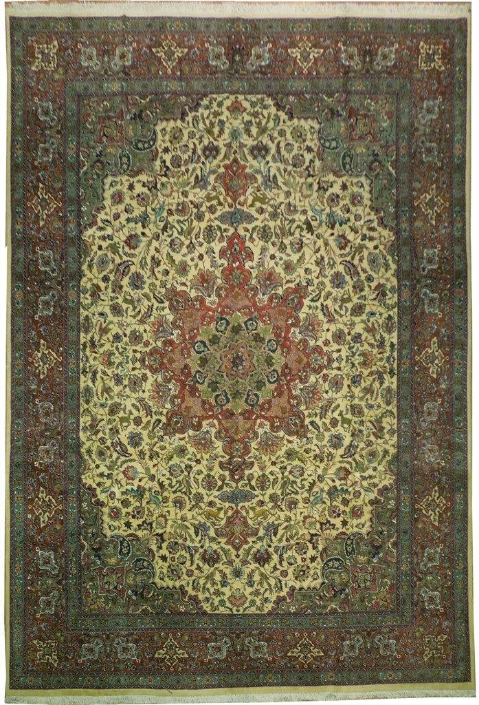 Handmade Persian Tabriz Rug 9'8 x 14' 400 KPSI Wool Silk: Handmade Persian Tabriz Rug 9'8 x 14' 400 KPSI Wool Silk Free continental US Shipping Transform your space with this exquisite 9.8' x 14' Persian Tabriz Rug, meticulously handcrafted by skilled artisa
