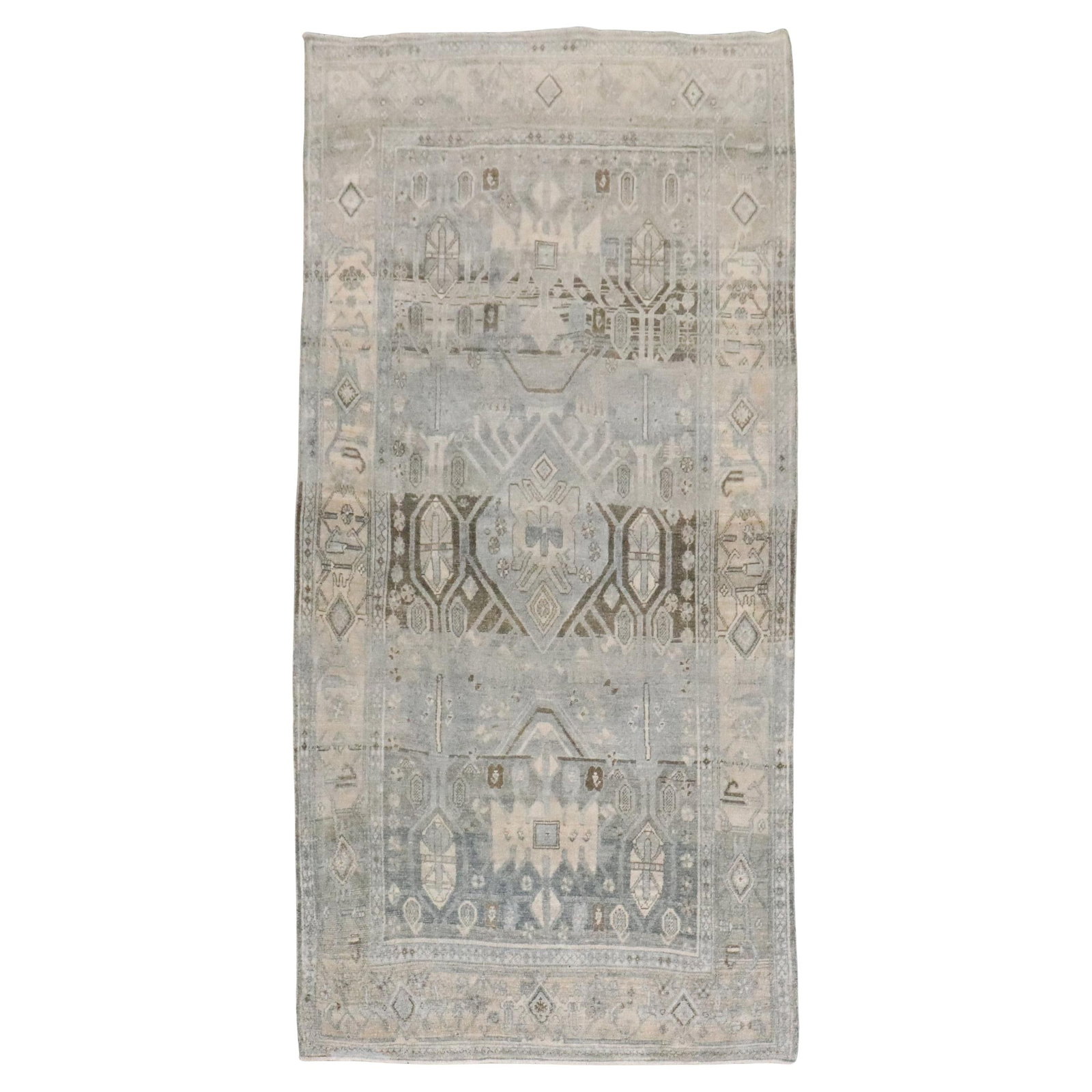 Early 20th Century Persian Bidjar Wool Accent Rug Bakshaish Style: Early 20th Century Persian Bidjar Wool Accent Rug Bakshaish Style This is an antique Persian Bidjar accent rug in a gray and silver tone, dating to the first quarter of the 20th century. Hand-woven in