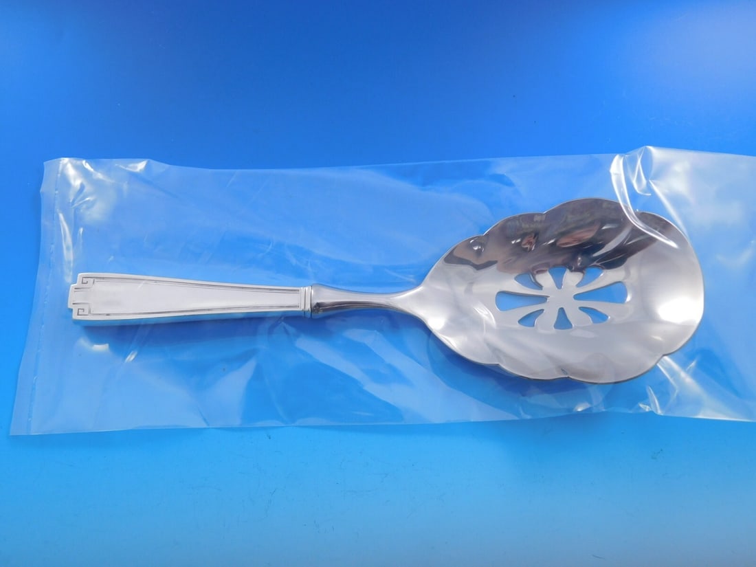 Gorham Etruscan Sterling Silver Pierced Vegetable Spoon 9" Custom: Gorham Etruscan Sterling Silver Pierced Vegetable Spoon 9" Custom This exquisite Etruscan vegetable spoon by Gorham features a pierced design and a scalloped bowl, crafted from high-quality sterling s