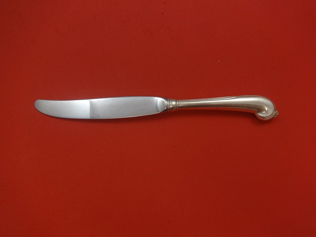 Wallace Grand Colonial Sterling Silver Dinner Knife Pistol Grip 9.5": Wallace Grand Colonial Sterling Silver Dinner Knife Pistol Grip 9.5" Introducing the Grand Colonial Dinner Knife by Wallace, crafted from high-quality sterling silver. This elegant knife features a mo