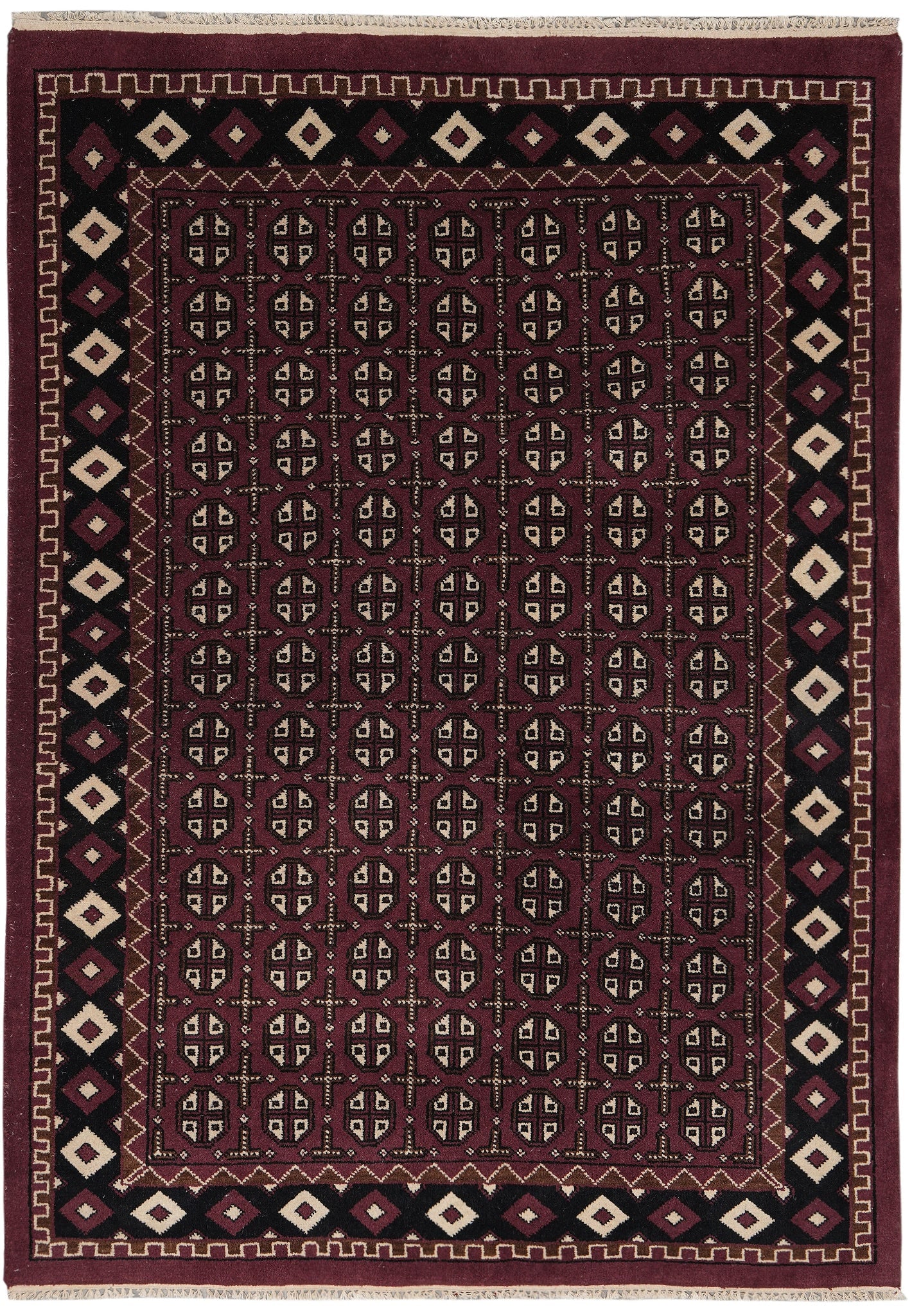 Handmade India Turkman Bokara Rug 5.8 x 7.10 Burgundy Black Wool Silk: Handmade India Turkman Bokara Rug 5.8 x 7.10 Burgundy Black Wool Silk Free continental US Shipping This handmade India Turkman Bokara rug features a rich burgundy and black color palette. Crafted with