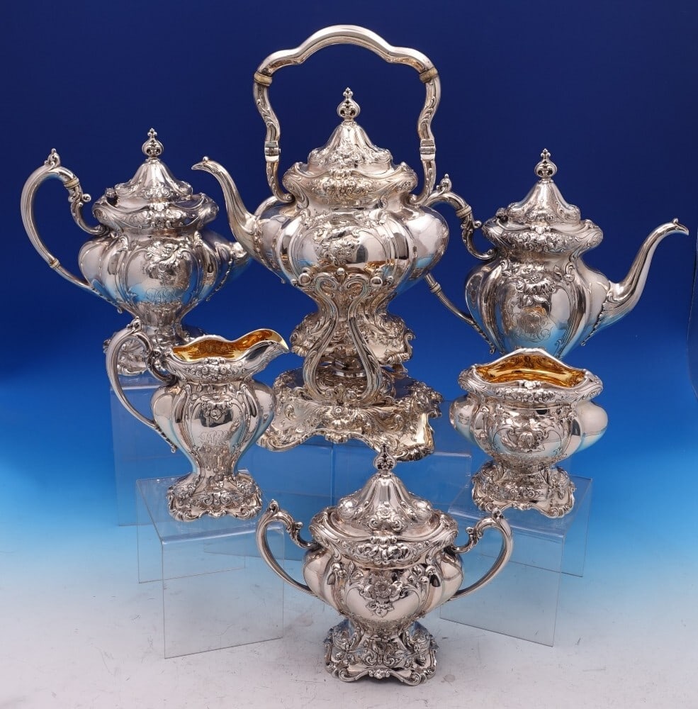 Reed & Barton Les Six Fleurs Sterling Silver Tea Set 6pc Art Nouveau: Reed & Barton Les Six Fleurs Sterling Silver Tea Set 6pc Art Nouveau Discover the exquisite Les Six Fleurs Tea Set by Reed & Barton, a stunning six-piece collection crafted from sterling silver (.925)