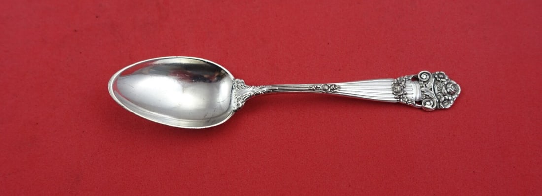 Towle Georgian Sterling Silver Coffee Spoon 4 3/4 inches: Towle Georgian Sterling Silver Coffee Spoon 4 3/4 inches This exquisite 4 O'Clock Spoon, also known as a coffee spoon, is crafted from high-quality sterling silver, featuring the elegant Georgian patt