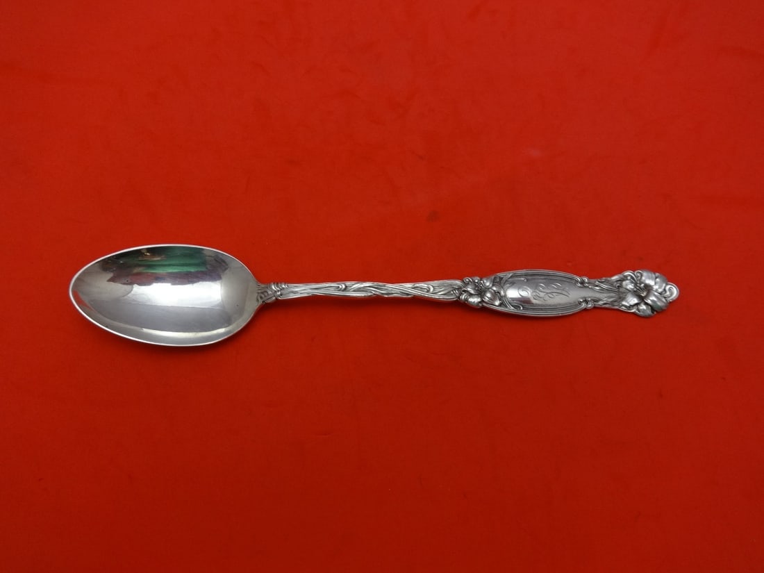 International Sterling Silver Frontenac Parfait Spoon 6.5 inches: International Sterling Silver Frontenac Parfait Spoon 6.5 inches This exquisite parfait spoon measures 6 1/2 inches and features the elegant Frontenac pattern by International Sterling. Crafted from h