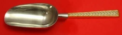 International Sterling Silver Ice Scoop Golden Tradewinds Custom Made: International Sterling Silver Ice Scoop Golden Tradewinds Custom Made This exquisite ice scoop is crafted from sterling silver and features a hollow handle design, made by International in the Golden