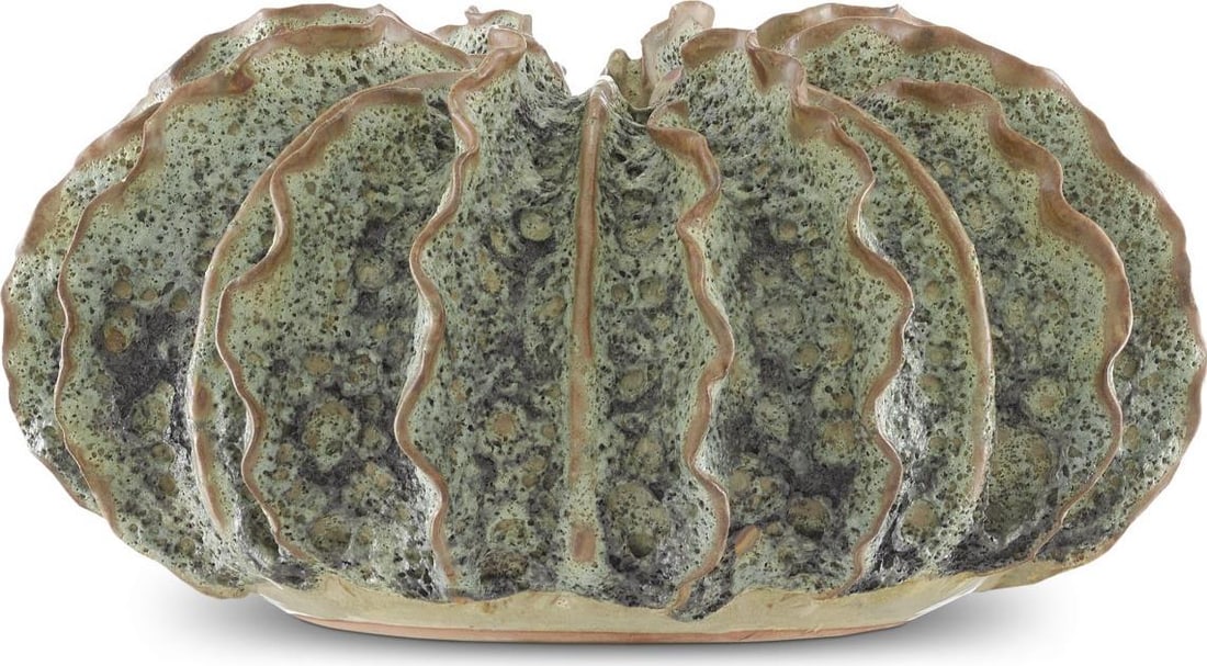 Currey Moss Green Ceramic Boat Vase Asian Antique Style 6.75H: Currey Moss Green Ceramic Boat Vase Asian Antique Style 6.75H Introducing the Handcrafted Artisan Moss Green Boat Vase, a stunning piece that embodies vintage charm with a modern touch. This unique va