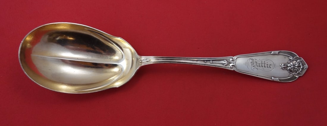 Vanderslice Gargoyle Sterling Silver Berry Spoon 8.5 inches Gold Washed: Vanderslice Gargoyle Sterling Silver Berry Spoon 8.5 inches Gold Washed This exquisite berry spoon, crafted by Vanderslice, showcases a stunning gargoyle design and is made of sterling silver. Measuri