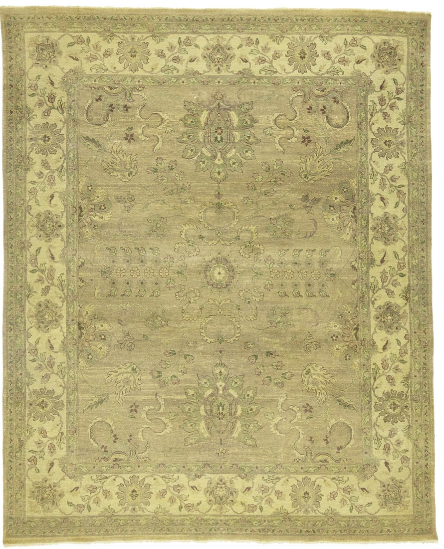 Hand-Knotted New Zealand Wool Floral Oriental Rug 8x10 ft Modern Design: Hand-Knotted New Zealand Wool Floral Oriental Rug 8x10 ft Modern Design Enhance your living space with this stunning hand-knotted wool Oriental rug, featuring a large distressed floral design that sea