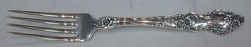 Wallace Meadow Rose Sterling Silver Dinner Fork 7 3/4 Vintage Flatware: Wallace Meadow Rose Sterling Silver Dinner Fork 7 3/4 Vintage Flatware This exquisite vintage dinner fork, measuring 7 3/4 inches, features the elegant Meadow Rose pattern by Wallace. Crafted from hig