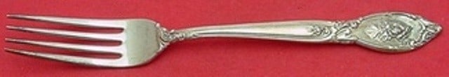Lunt Sterling Silver Fork 7.5" Rose Elegance Pattern: Lunt Sterling Silver Fork 7.5" Rose Elegance Pattern This elegant regular fork, measuring 7 1/2 inches, is crafted from high-quality sterling silver and features the beautiful Rose Elegance pattern by