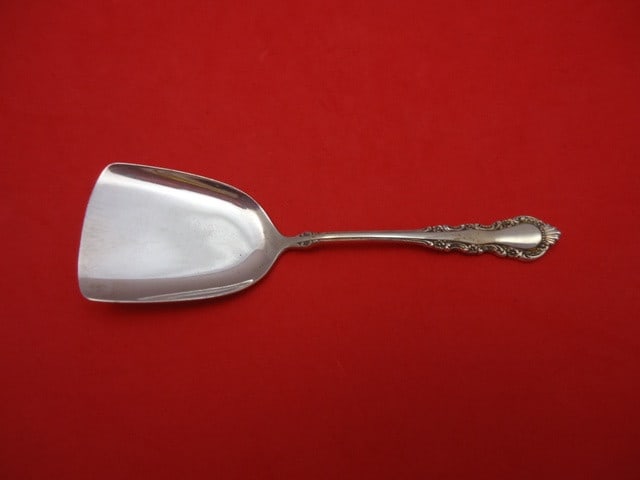 Reed & Barton Georgian Rose Sterling Silver Nut Spoon 5 Inch (1 of 2)