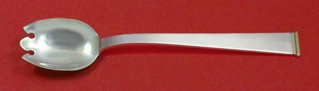 Gorham Gold Tip Sterling Silver Ice Cream Fork 6 Inch Custom Made: Gorham Gold Tip Sterling Silver Ice Cream Fork 6 Inch Custom Made This exquisite ice cream dessert fork is crafted from sterling silver and features the elegant Gold Tip pattern by Gorham. Measuring 6