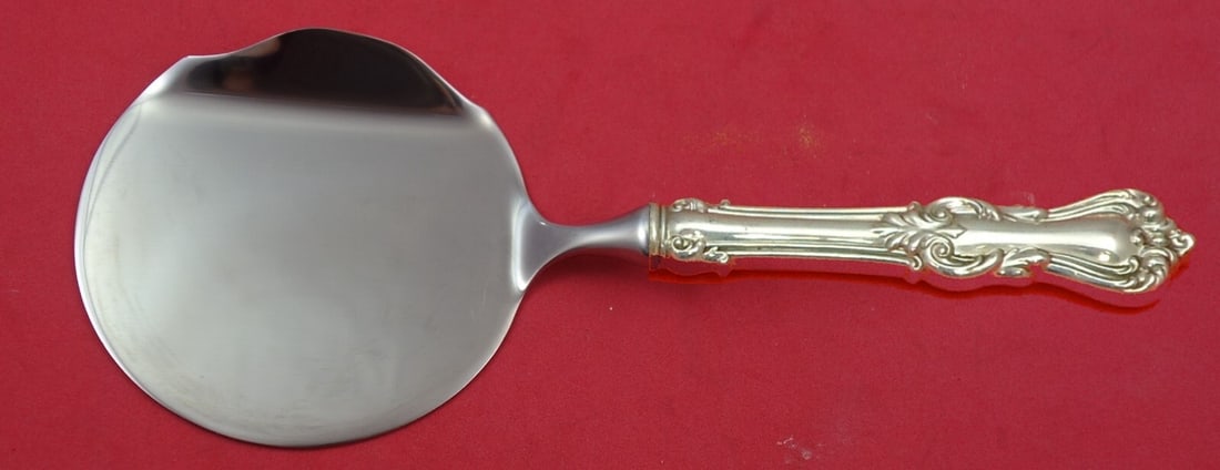 Reed & Barton Marlborough Sterling Silver Cranberry Server 8 Inch Custom Made: Reed & Barton Marlborough Sterling Silver Cranberry Server 8 Inch Custom Made Introducing the Marlborough Cranberry Server by Reed and Barton, a stunning example of craftsmanship in sterling silver. T