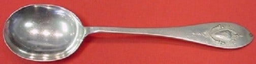 Lunt Mount Vernon Sterling Silver Gumbo Soup Spoon 6 7/8" Antique: Lunt Mount Vernon Sterling Silver Gumbo Soup Spoon 6 7/8" Antique This exquisite gumbo soup spoon is part of the Mount Vernon pattern by Lunt, crafted from high-quality sterling silver. Measuring 6 7/