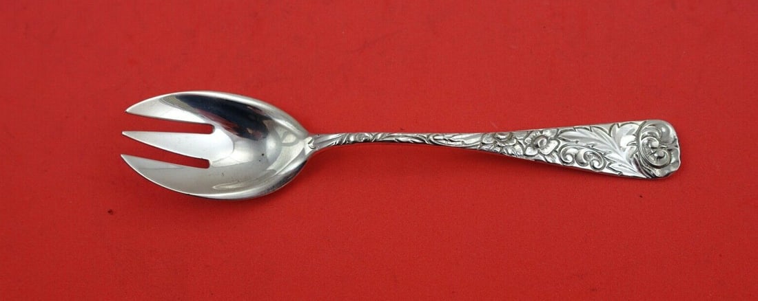 Durgin Scroll Sterling Silver Ice Cream Fork 5 5/8 Inch: Durgin Scroll Sterling Silver Ice Cream Fork 5 5/8 Inch Indulge in a touch of elegance with this exquisite Durgin Sterling Silver Ice Cream Fork from the Scroll pattern. Measuring 5 5/8 inches, this f