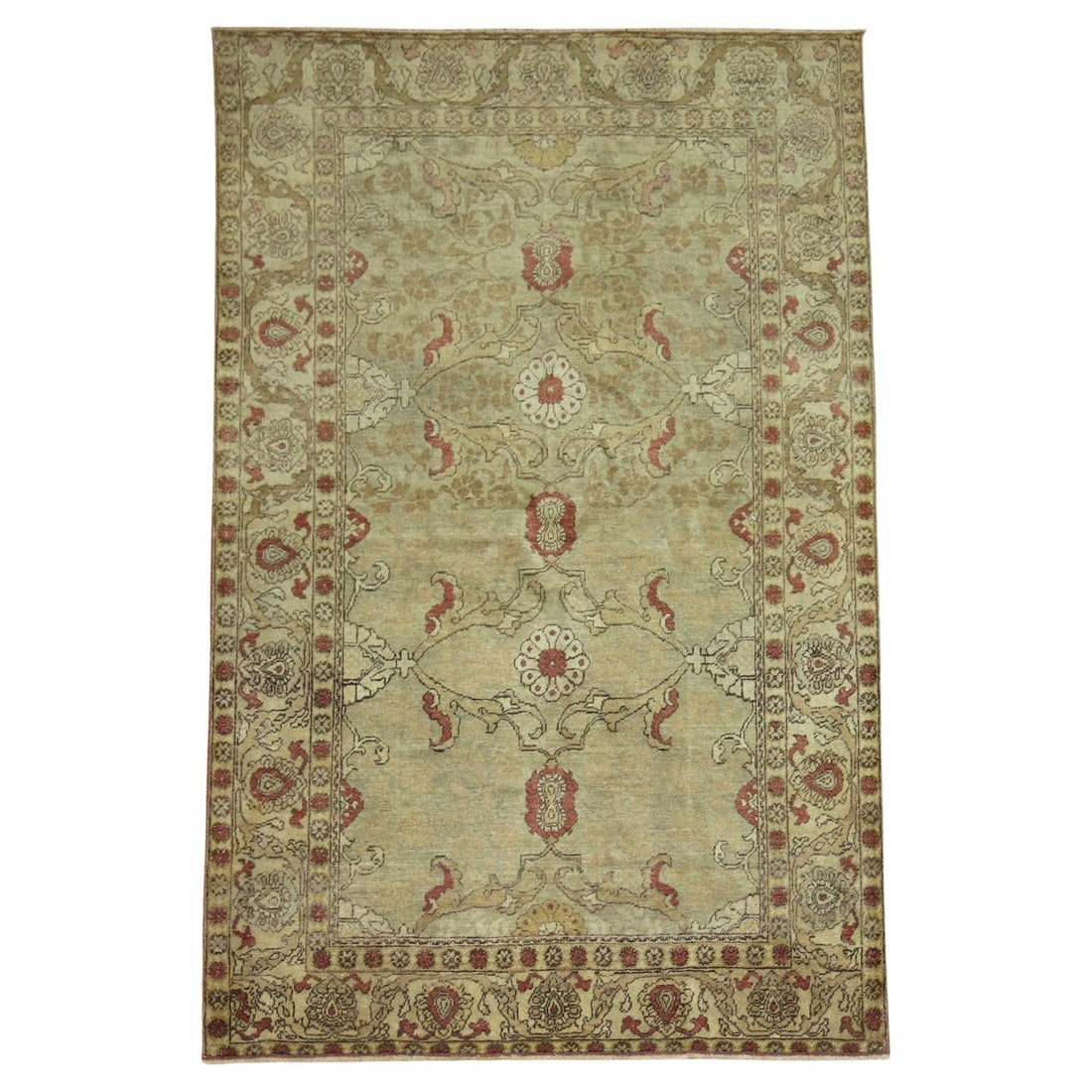 Early 20th Century Hand-Woven Turkish Sivas Rug 4' x 6.2': Early 20th Century Hand-Woven Turkish Sivas Rug 4' x 6.2' Discover the charm of this Antique Turkish Sivas Rug, beautifully hand-woven from high-quality wool. With its industrial style, this piece add