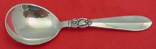Frigast Princess Fuchsia Sterling Silver Baby Spoon 4 1/4": Frigast Princess Fuchsia Sterling Silver Baby Spoon 4 1/4" This exquisite baby spoon, featuring the elegant Princess Fuchsia pattern by Frigast, is crafted from high-quality sterling silver. Measuring
