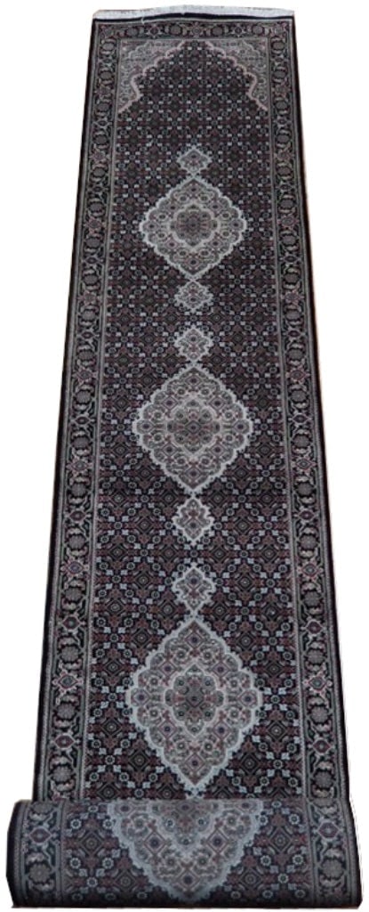 Luxurious 2.8 x 8.4 Wool Silk Tabriz Mahi Runner Handwoven India: Luxurious 2.8 x 8.4 Wool Silk Tabriz Mahi Runner Handwoven India Free continental US Shipping Enhance your home decor with this luxurious 8' Wool & Silk Tabriz Mahi Runner. Handwoven from a premium bl