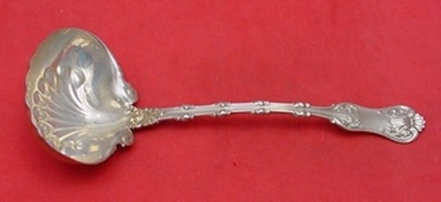 Whiting Imperial Queen Sterling Silver Sauce Ladle 6": Whiting Imperial Queen Sterling Silver Sauce Ladle 6" This exquisite Imperial Queen sauce ladle by Whiting is a stunning addition to any table setting. Crafted from sterling silver, this ladle feature