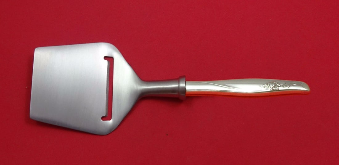 Gorham Sea Rose Sterling Silver Cheese Plane Custom 8 1/4 Flat Blade: Gorham Sea Rose Sterling Silver Cheese Plane Custom 8 1/4 Flat Blade This exquisite cheese plane features a flat blade and is crafted from premium sterling silver by Gorham, renowned for their quality