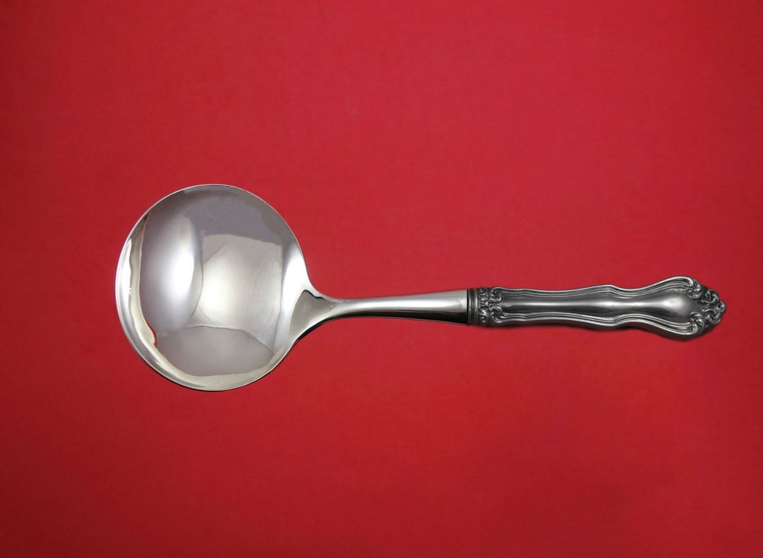 Westmorland Sterling Silver Gravy Ladle George & Martha Custom Made 8": Westmorland Sterling Silver Gravy Ladle George & Martha Custom Made 8" This exquisite gravy ladle, custom made in the George & Martha pattern by Westmorland, showcases the elegance of sterling silver