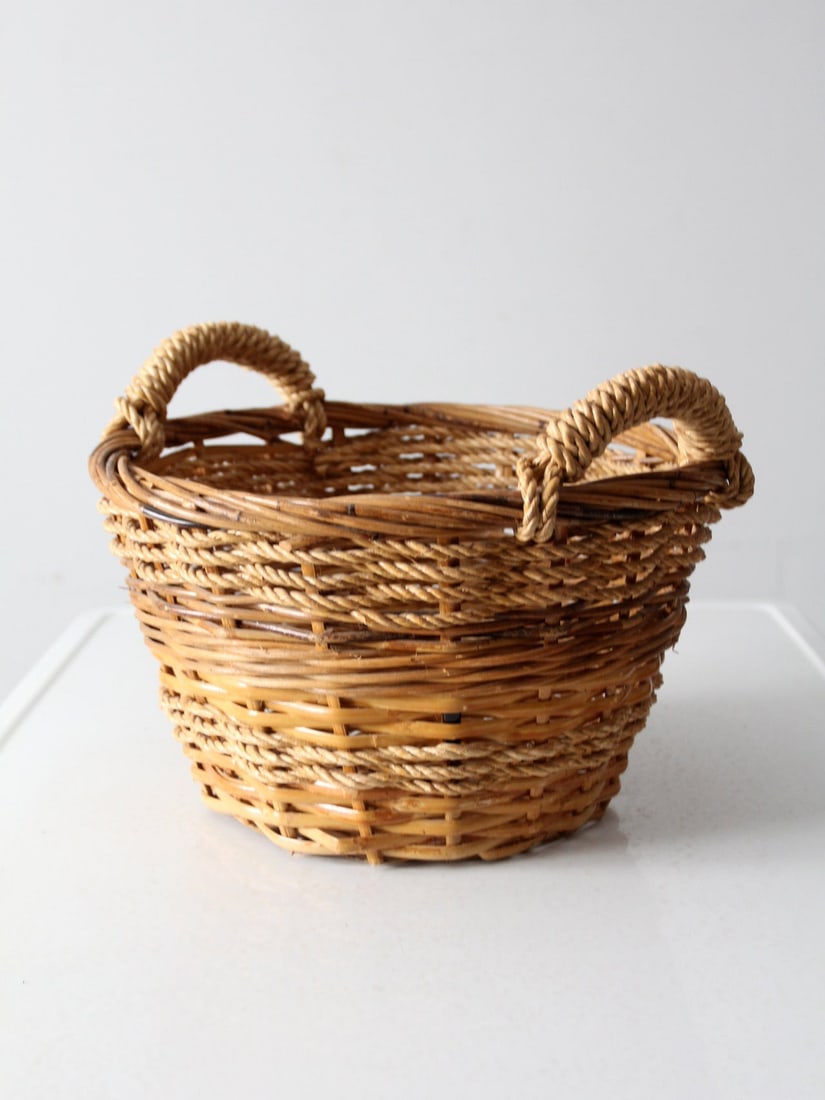 Vintage Round Rattan Basket with Braided Handles 14.5 x 14 x 10.25 Inches (1 of 9)