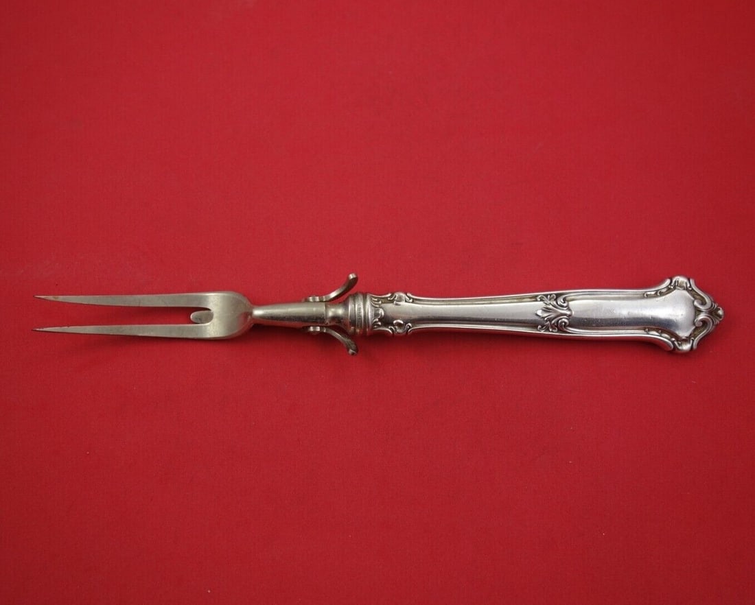 Wallace Saxon Sterling Silver Roast Carving Fork 10 5/8 inches: Wallace Saxon Sterling Silver Roast Carving Fork 10 5/8 inches This exquisite roast carving fork is a part of the Saxon pattern by Wallace, crafted from sterling silver with a hollow handle and a stai