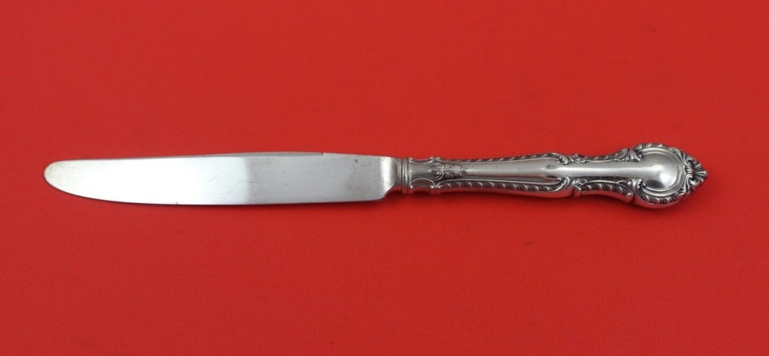 Gorham English Gadroon Sterling Silver Dinner Knife 9 5/8 Inch: Gorham English Gadroon Sterling Silver Dinner Knife 9 5/8 Inch This exquisite dinner knife from the English Gadroon pattern by Gorham features a stunning sterling silver handle complemented by a silve