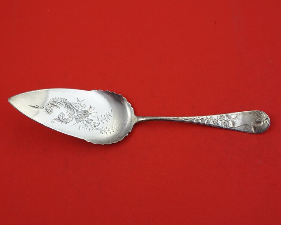 Wendell Calumet Sterling Silver Jelly Cake Server 8.5" Bright-Cut Design: Wendell Calumet Sterling Silver Jelly Cake Server 8.5" Bright-Cut Design This exquisite Calumet Jelly Cake Server by Wendell showcases a stunning bright-cut design. Made of high-quality sterling silve