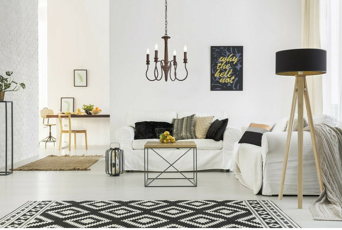 Flynx 4-Light Chandelier With Weathered Oak Finish 18.2 x 17 Inch: Flynx 4-Light Chandelier With Weathered Oak Finish 18.2 x 17 Inch This chandelier features a weathered oak finish and a modern round design, making it suitable for living rooms, dining rooms, bedrooms