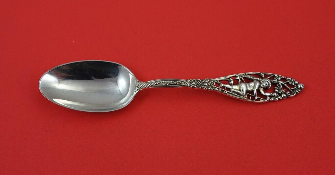 Dominick & Haff Labors of Cupid Sterling Silver 7 Inch Soup Spoon: Dominick & Haff Labors of Cupid Sterling Silver 7 Inch Soup Spoon Enhance your dining experience with this exquisite 7" place soup spoon from the renowned Labors of Cupid pattern by Dominick & Haff. C