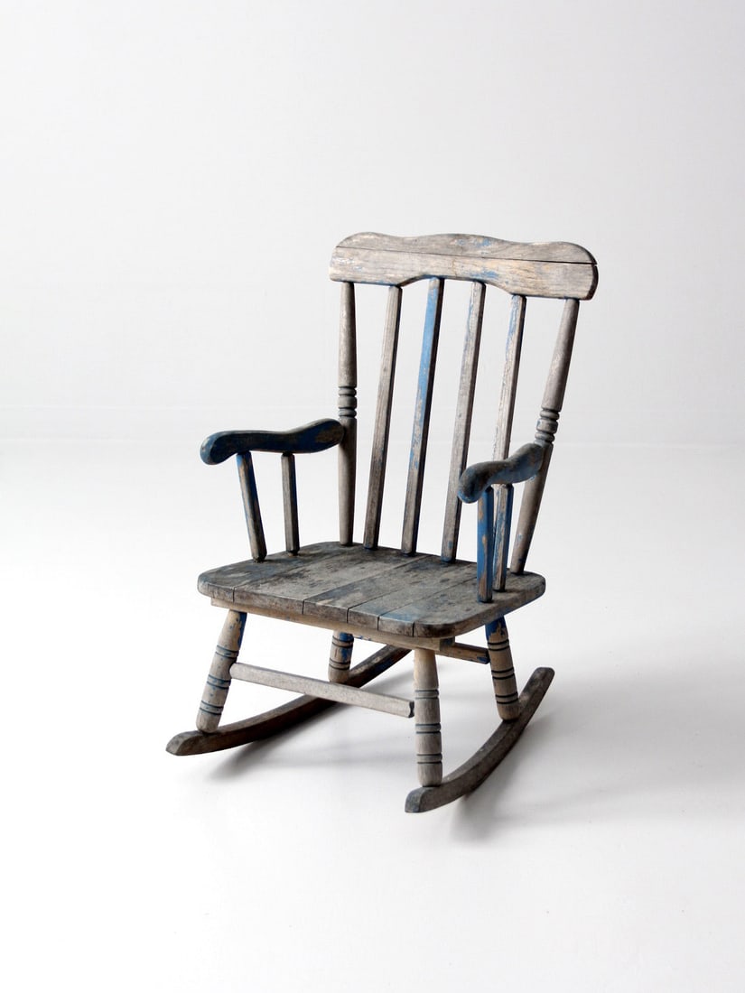 Antique Blue Painted Windsor Style Rocker for Children Late 19th Century: Antique Blue Painted Windsor Style Rocker for Children Late 19th Century This antique child's Windsor rocking chair dates to the late 1800s or early 1900s and features traditional American folk furnit