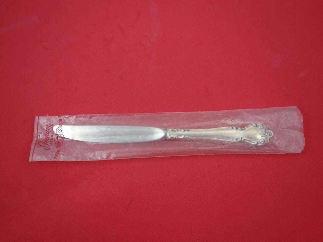 Gorham Secret Garden Sterling Silver Regular Knife 9 1/4" Modern: Gorham Secret Garden Sterling Silver Regular Knife 9 1/4" Modern Enhance your dining experience with the Secret Garden Regular Knife by Gorham. Crafted from high-quality sterling silver, this modern k