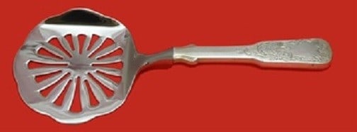 Towle Sixteen-Ninety Sterling Silver Tomato Server 8 Custom Hollow Handle: Towle Sixteen-Ninety Sterling Silver Tomato Server 8 Custom Hollow Handle This exquisite tomato server features the classic Sixteen-Ninety pattern, skillfully engraved by Towle. Crafted from high-qual