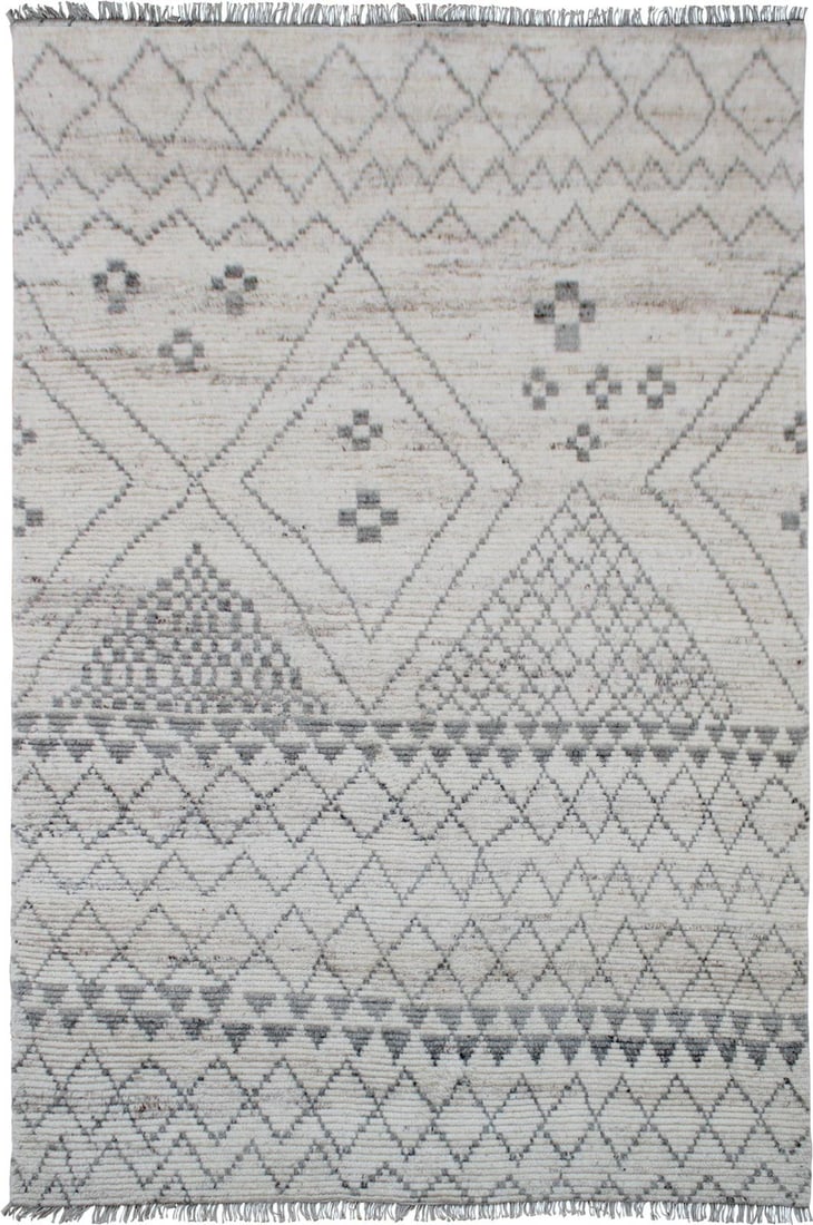 Patras Collection Handwoven Gray-Ivory Wool Rug 72 x 108: Patras Collection Handwoven Gray-Ivory Wool Rug 72 x 108 Enhance your interiors with this elegant gray-ivory wool rug from the Patras collection. Handwoven for exceptional quality, this rug features