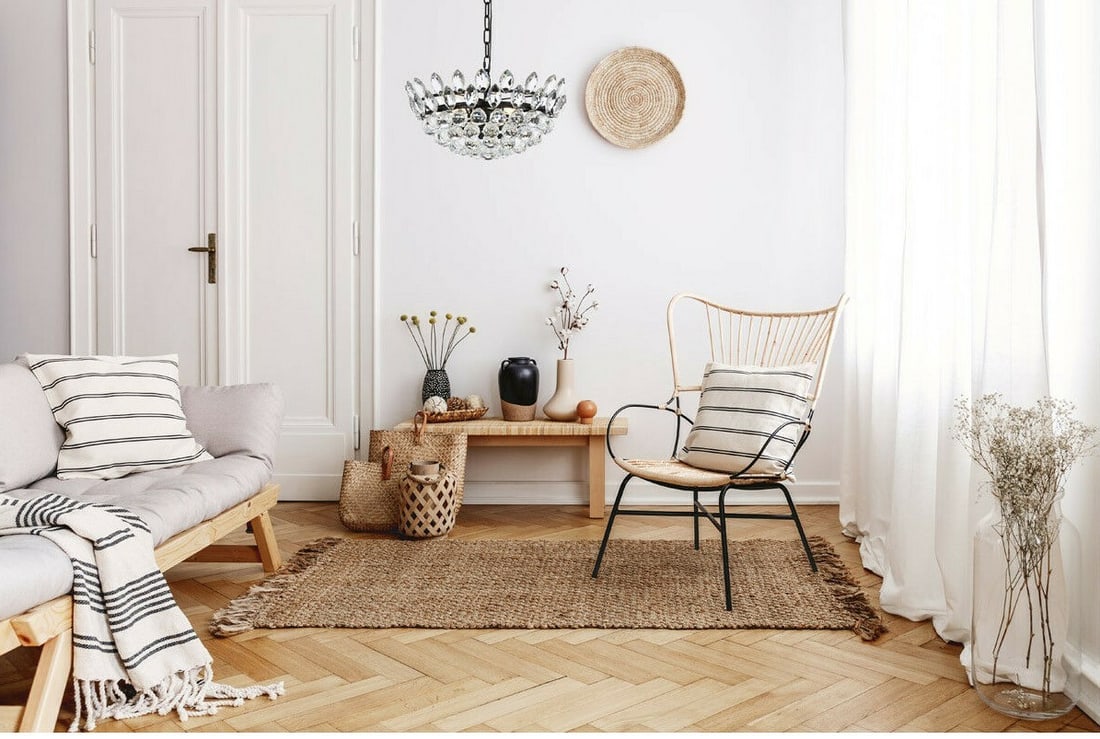 Emilia 5-Light Black and Crystal Pendant Chandelier for Dining or Foyer 18 Inch: Emilia 5-Light Black and Crystal Pendant Chandelier for Dining or Foyer 18 Inch This modern five-light pendant chandelier features a black and clear finish with royal cut crystals, offering a