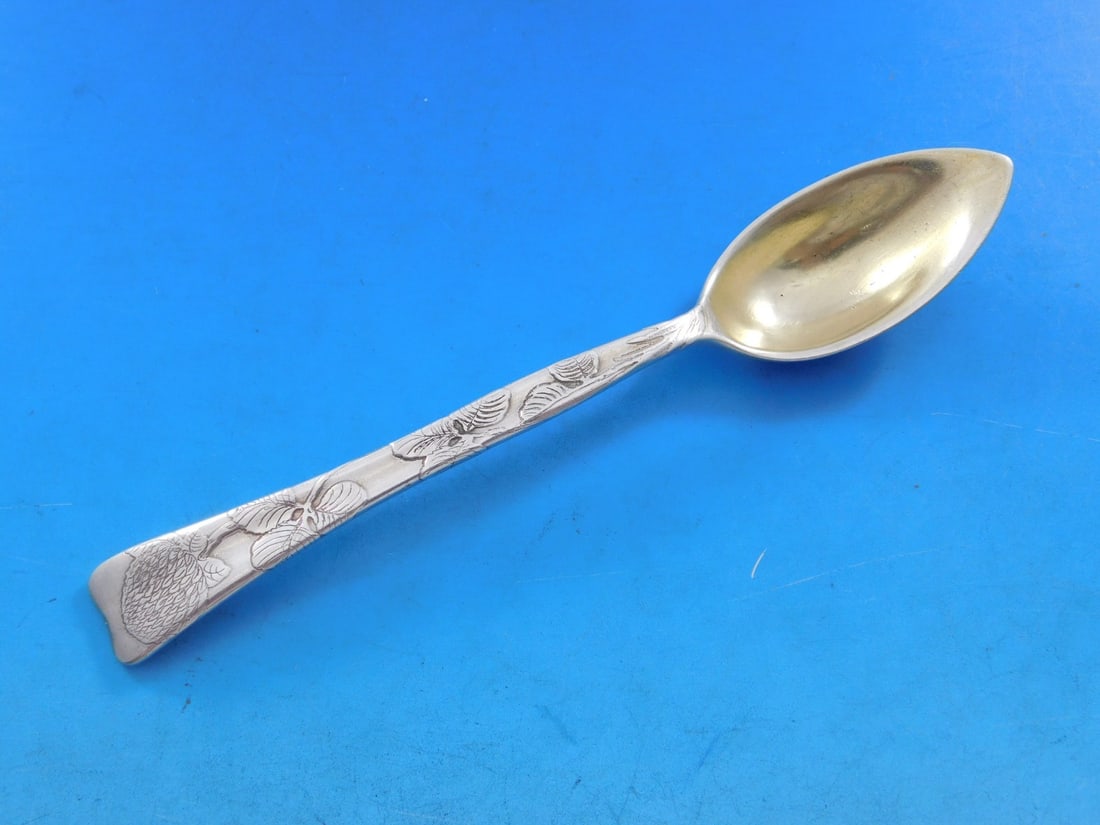 Tiffany Sterling Silver 6 Grapefruit Spoon Lap Over Edge Clover Motif (1 of 5)