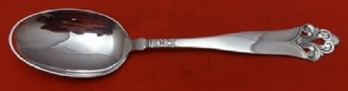 Lillemor by Marthinsen Sterling Silver 7 Inch Place Soup Spoon: Lillemor by Marthinsen Sterling Silver 7 Inch Place Soup Spoon This exquisite Lillemor by Marthinsen place soup spoon is crafted from high-quality sterling silver. Measuring 7 inches in length, this s