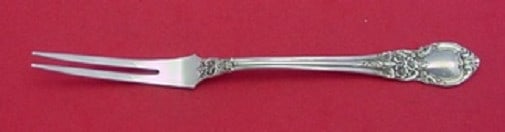 Lunt American Victorian Sterling Silver Spinach Fork Custom Made 7.5": Lunt American Victorian Sterling Silver Spinach Fork Custom Made 7.5" This exquisite serving fork features the elegant American Victorian pattern by Lunt, crafted from high-quality sterling silver. Cu