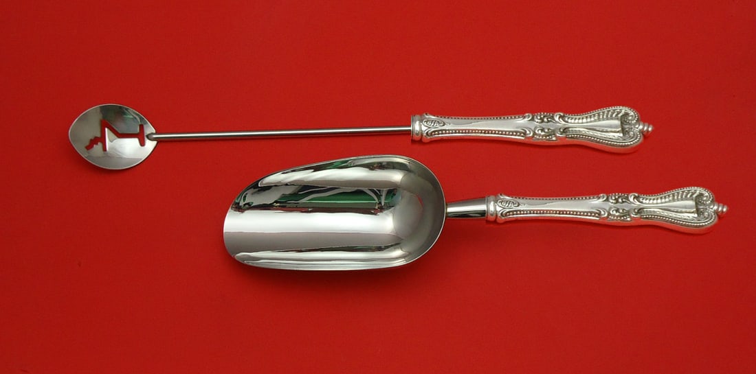 Towle Old Colonial Sterling Silver Bar Set 2pc Martini Spoon Ice Scoop: Towle Old Colonial Sterling Silver Bar Set 2pc Martini Spoon Ice Scoop Elevate your entertaining with this exquisite 2-piece bar set from the Old Colonial pattern by Towle. Crafted from high-quality s