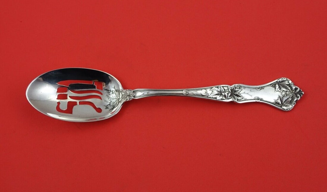 International Sterling Silver Edgewood Serving Spoon 8 Inch: International Sterling Silver Edgewood Serving Spoon 8 Inch This exquisite serving spoon is part of the Edgewood pattern by International, crafted from high-quality sterling silver. Measuring 8 inches